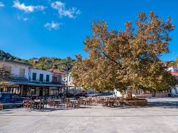 Πεζοπορία στον ΠΑΡΝΩΝΑ : Μονή Μαλεβής- Άγιος Πέτρος Κυνουρίας