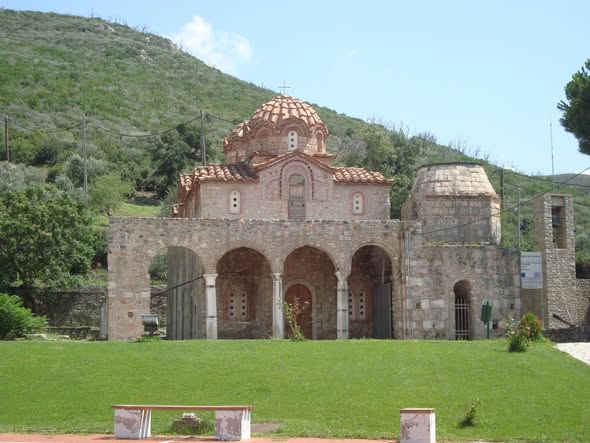 ΑΝΟΙΞΗ ΣΤΟΝ ΜΥΣΤΡΑ ( ΜΝΗΜΕΙΟ  UNESCO )