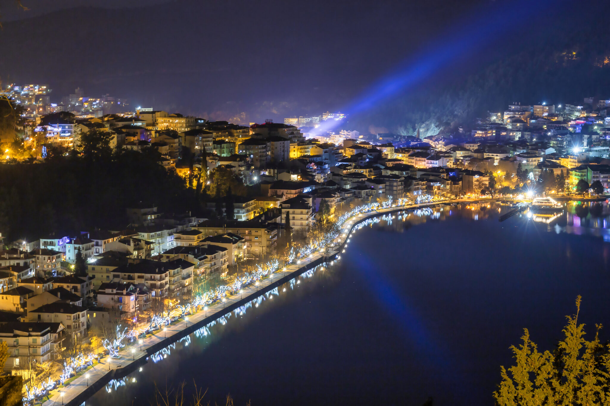 Memnon Christmas ΘΕΟΦΑΝΕΙΑ ΣΕ ΚΑΣΤΟΡΙΑ-ΠΡΕΣΠΕΣ-ΡΑΓΚΟΥΤΣΑΡΙΑ