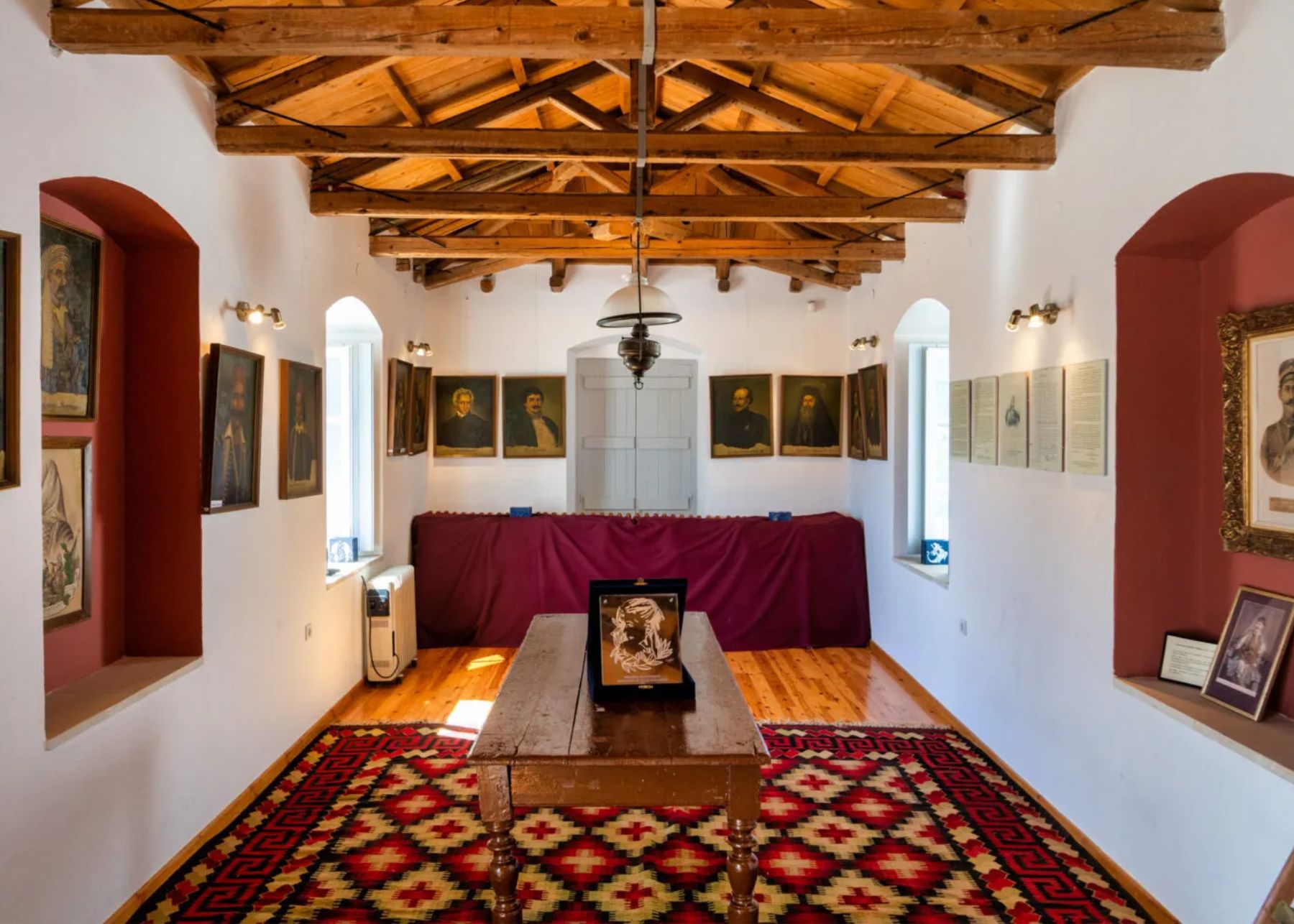 ΠΡΩΤΟΜΑΓΙΑ ΣΤΗΝ ΕΡΜΙΟΝΙΔΑ