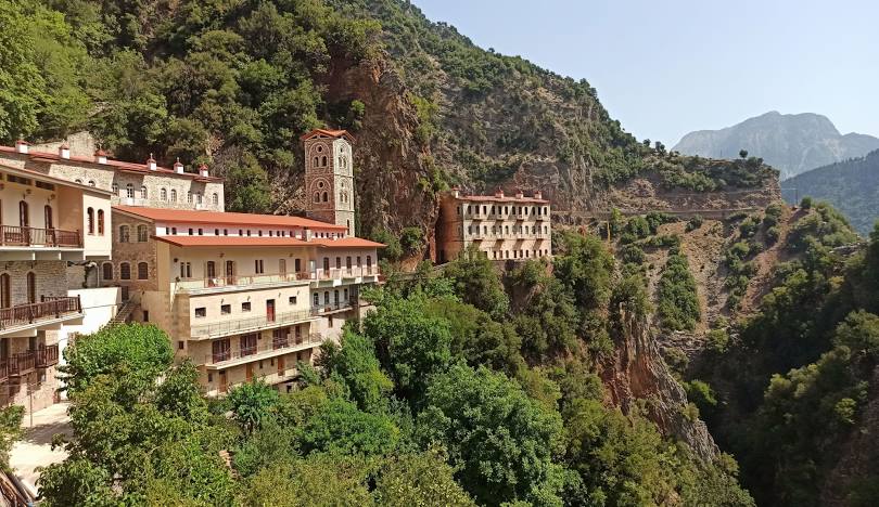 ΚΑΡΠΕΝΗΣΙ-ΑΝΑΚΑΛΥΠΤΟΝΤΑΣ ΤΗΝ ΚΑΡΔΙΑ ΤΗΣ ΕΥΡΥΤΑΝΙΑΣ