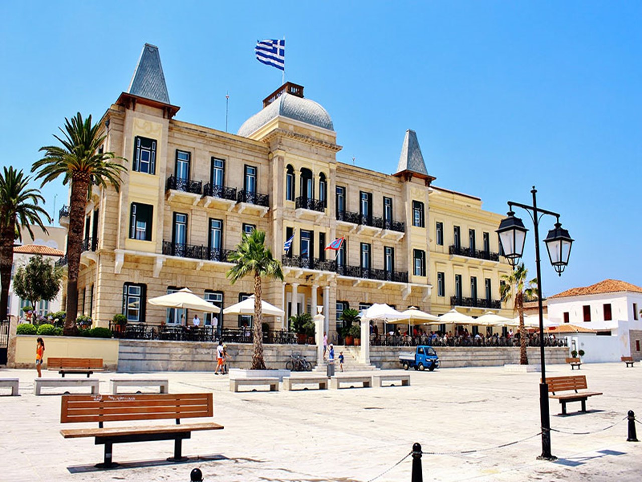 ΠΡΩΤΟΜΑΓΙΑ ΣΕ ΕΡΜΙΟΝΙΔΑ & ΣΠΕΤΣΕΣ