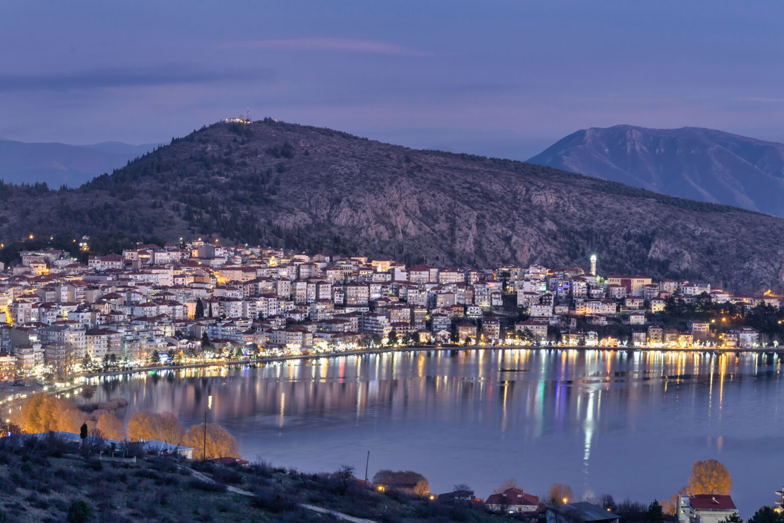 Memnon Christmas ΘΕΟΦΑΝΕΙΑ ΣΕ ΚΑΣΤΟΡΙΑ-ΠΡΕΣΠΕΣ-ΡΑΓΚΟΥΤΣΑΡΙΑ